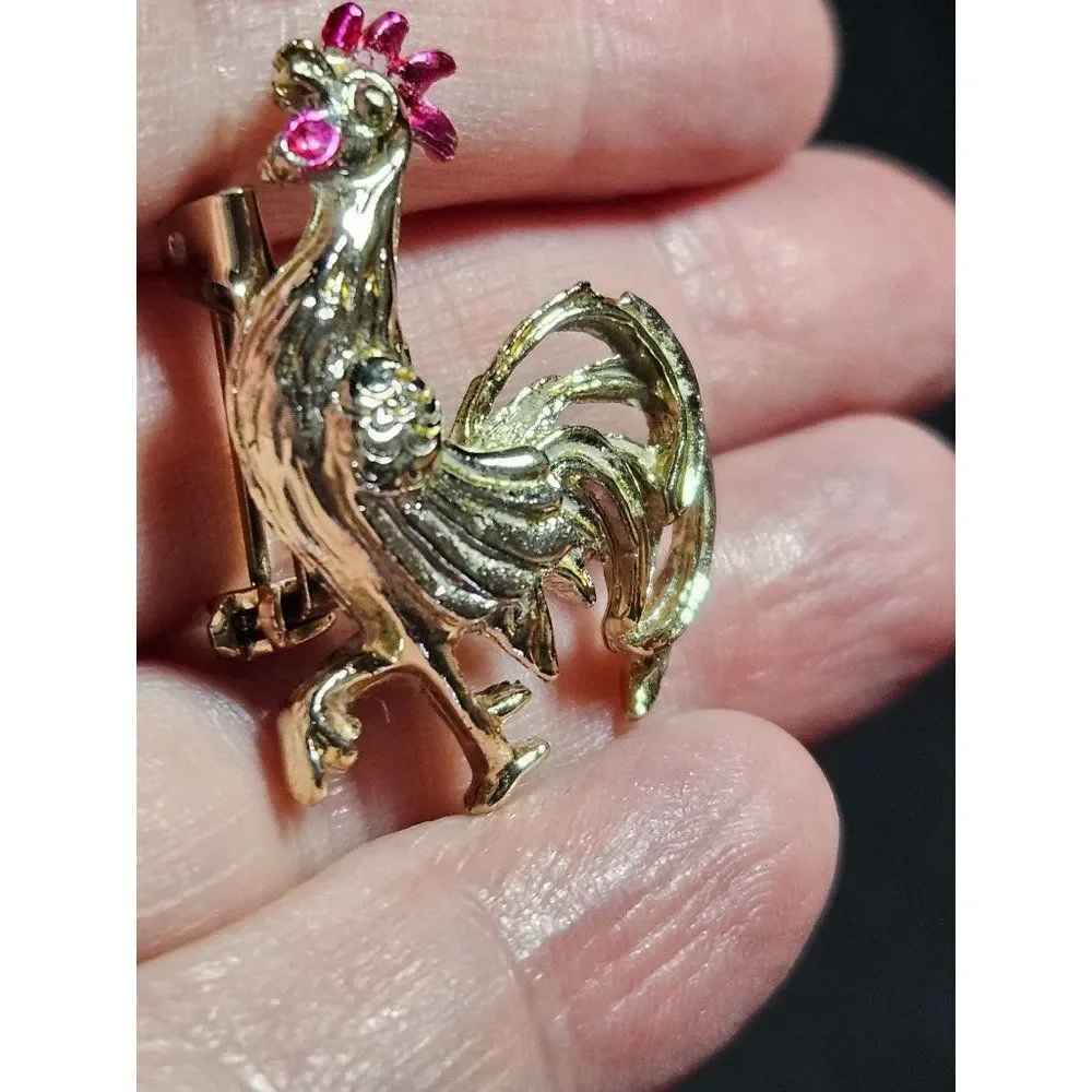 Vintage gold tone rooster brooch